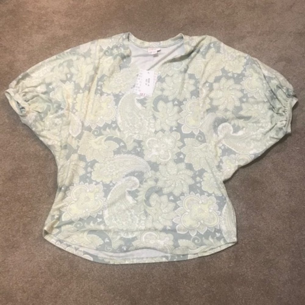 Lularoe Renee medium